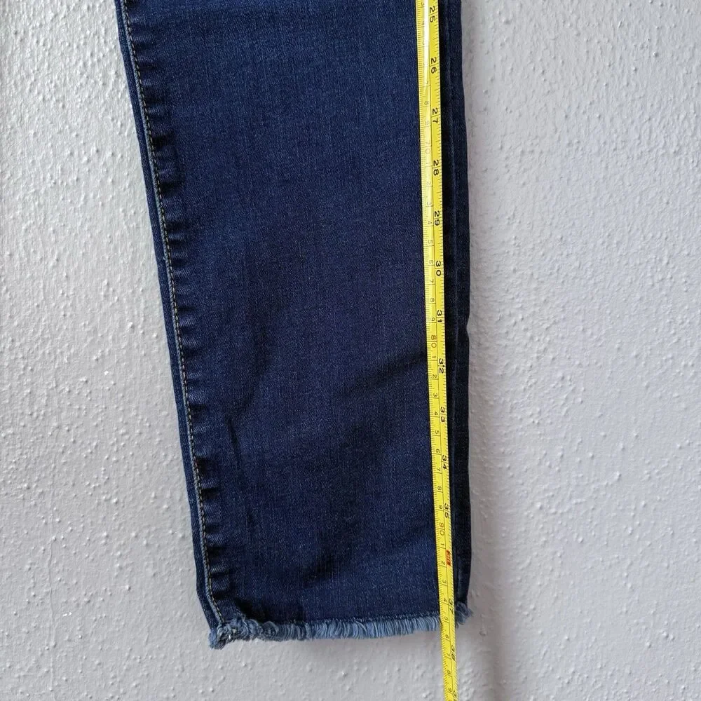 Time And Tru Women Size 12 High Rise Skinny Pockets Denim Blue Jeans